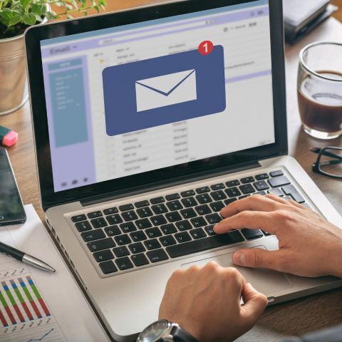laptop with email notification
